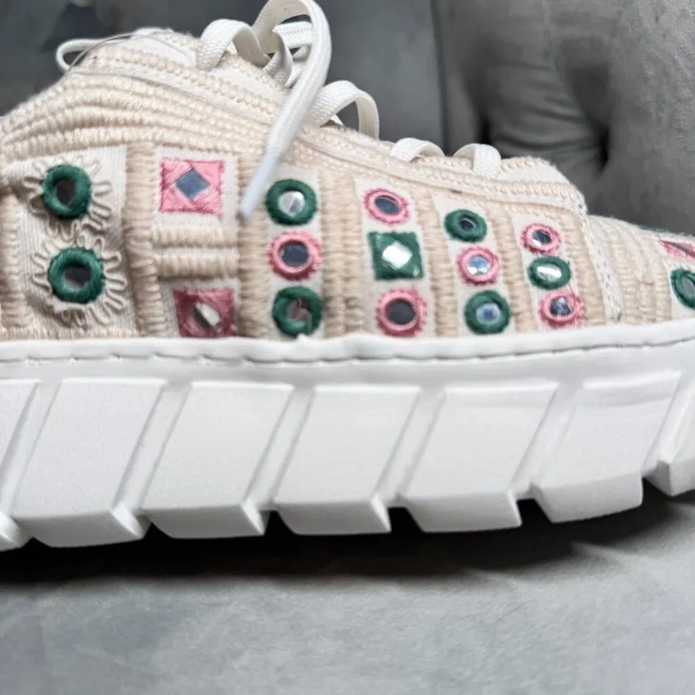 FREE PEOPLE Catch Me If You Can Crochet Sneakers Shoe Size 39‎ NEW WITH TAG